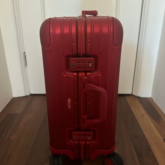 Supreme x Rimowa 45L Red Carry On Suitcase - Picture 3 of 7